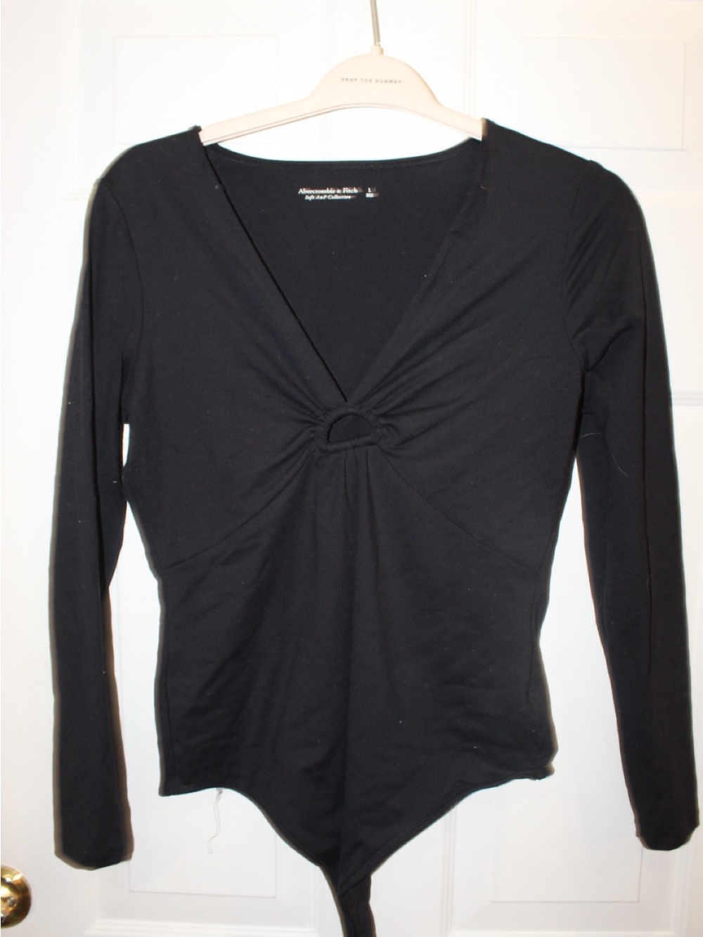 Abercrombie & Fitch Black Long-Sleeve Twist-Ring Bodysuit